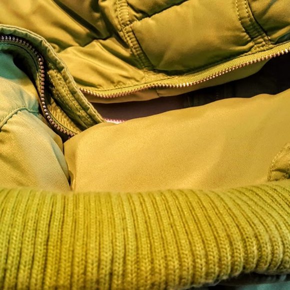 Vintage/LIKE NEW! LTD TOO Vest w/Furtrim Hood, 18G - Picture 10 of 14